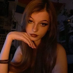 Meet your Posher, Makayla